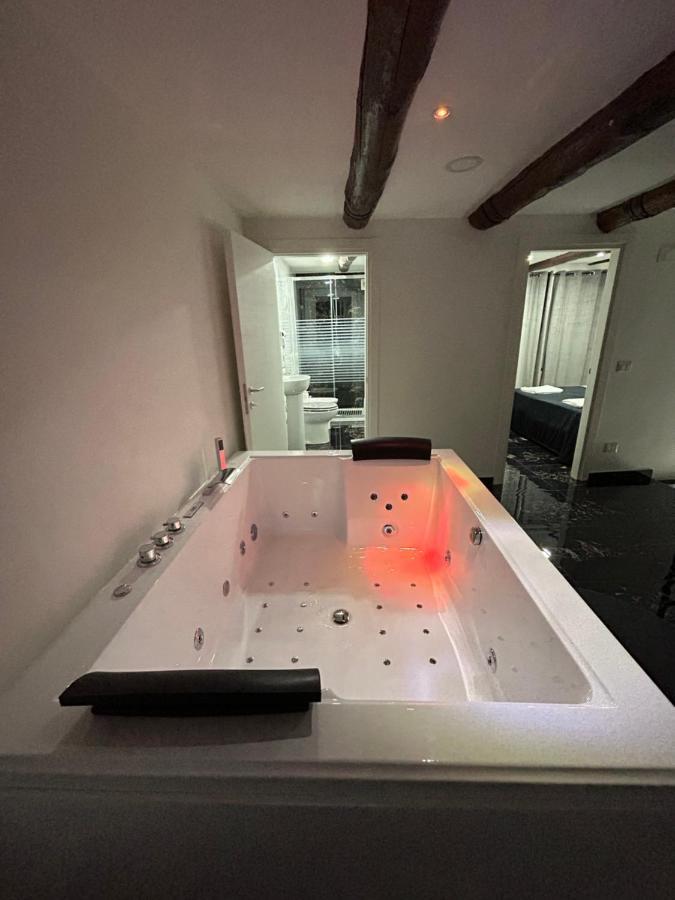 Giovanni Luxury Suites Neapol Exteriér fotografie