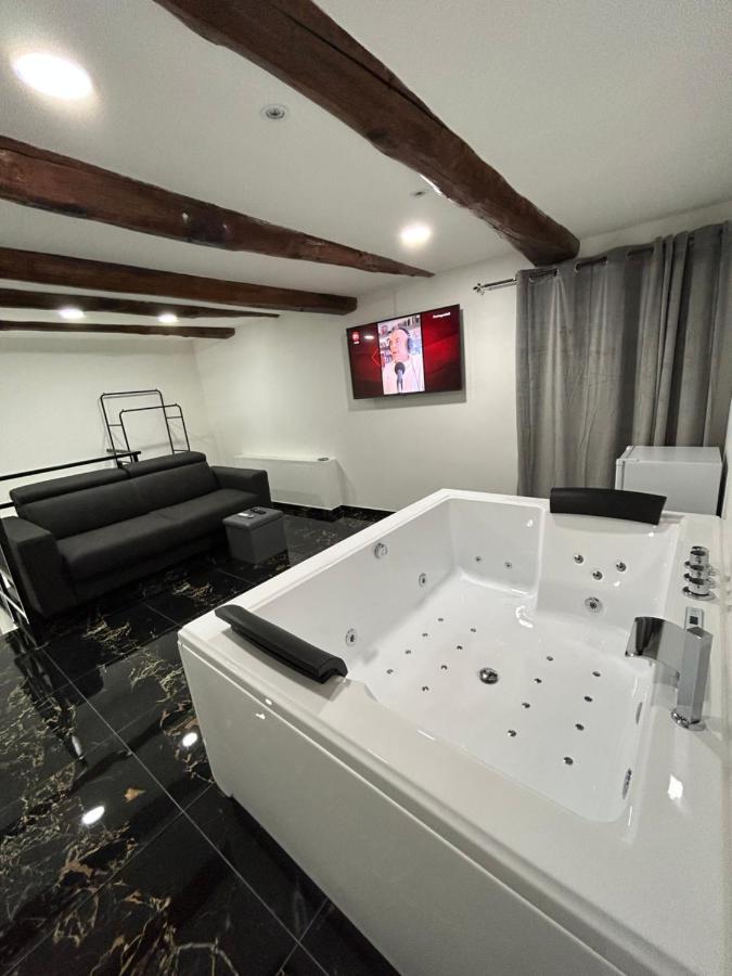 Giovanni Luxury Suites Neapol Exteriér fotografie