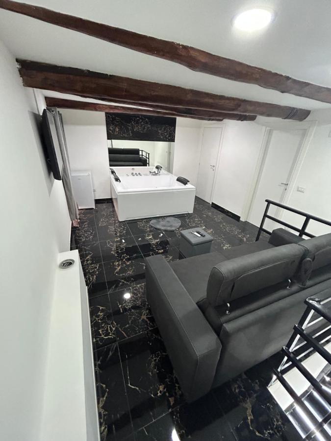 Giovanni Luxury Suites Neapol Exteriér fotografie