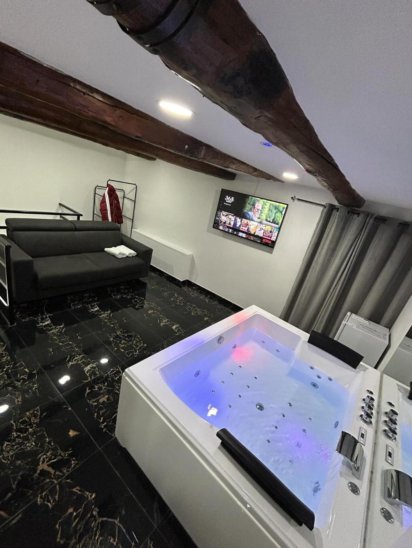 Giovanni Luxury Suites Neapol Exteriér fotografie