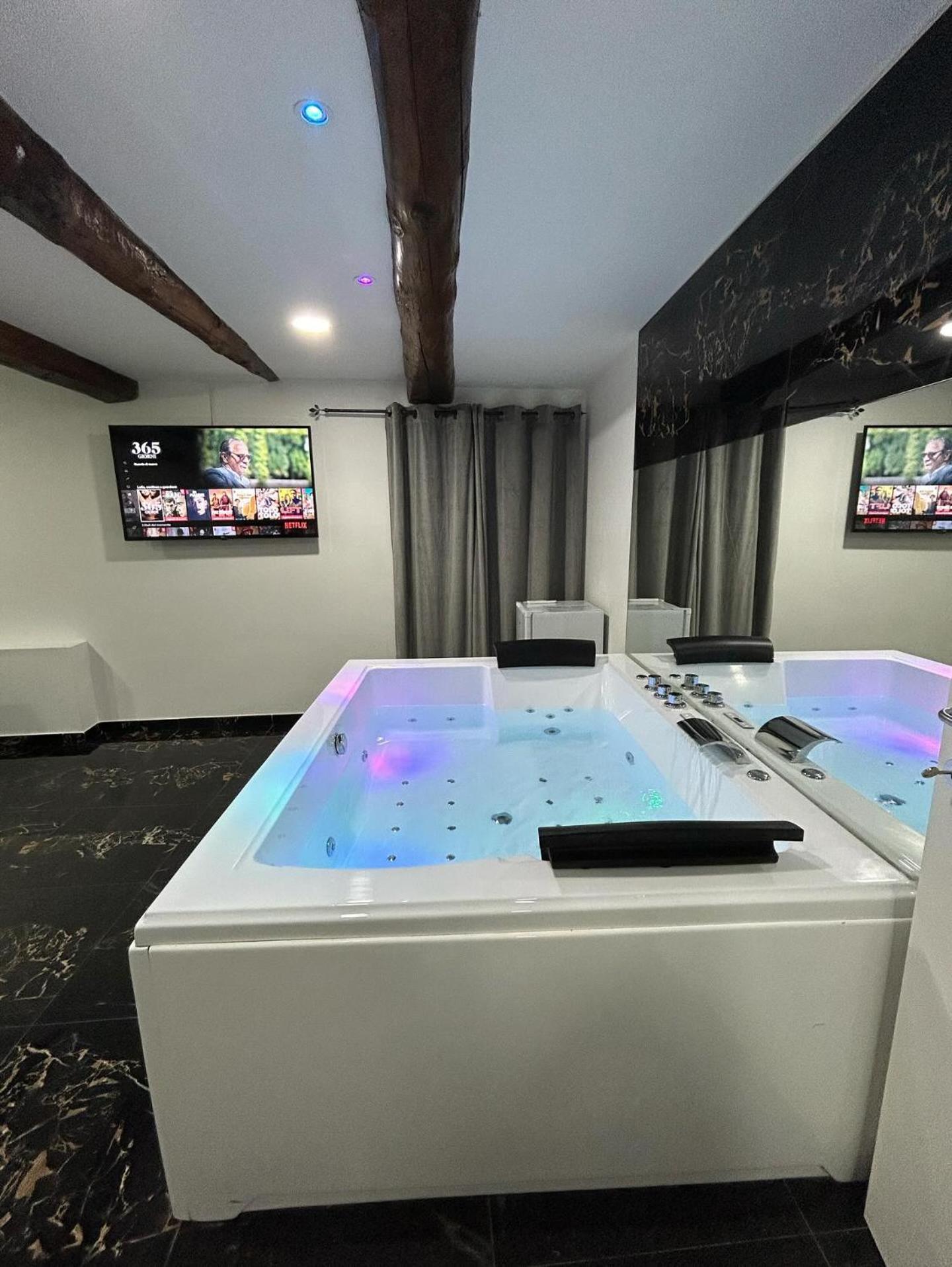 Giovanni Luxury Suites Neapol Exteriér fotografie